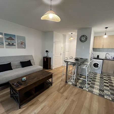 Appartement Avec Jardin A Rochefort ภายนอก รูปภาพ