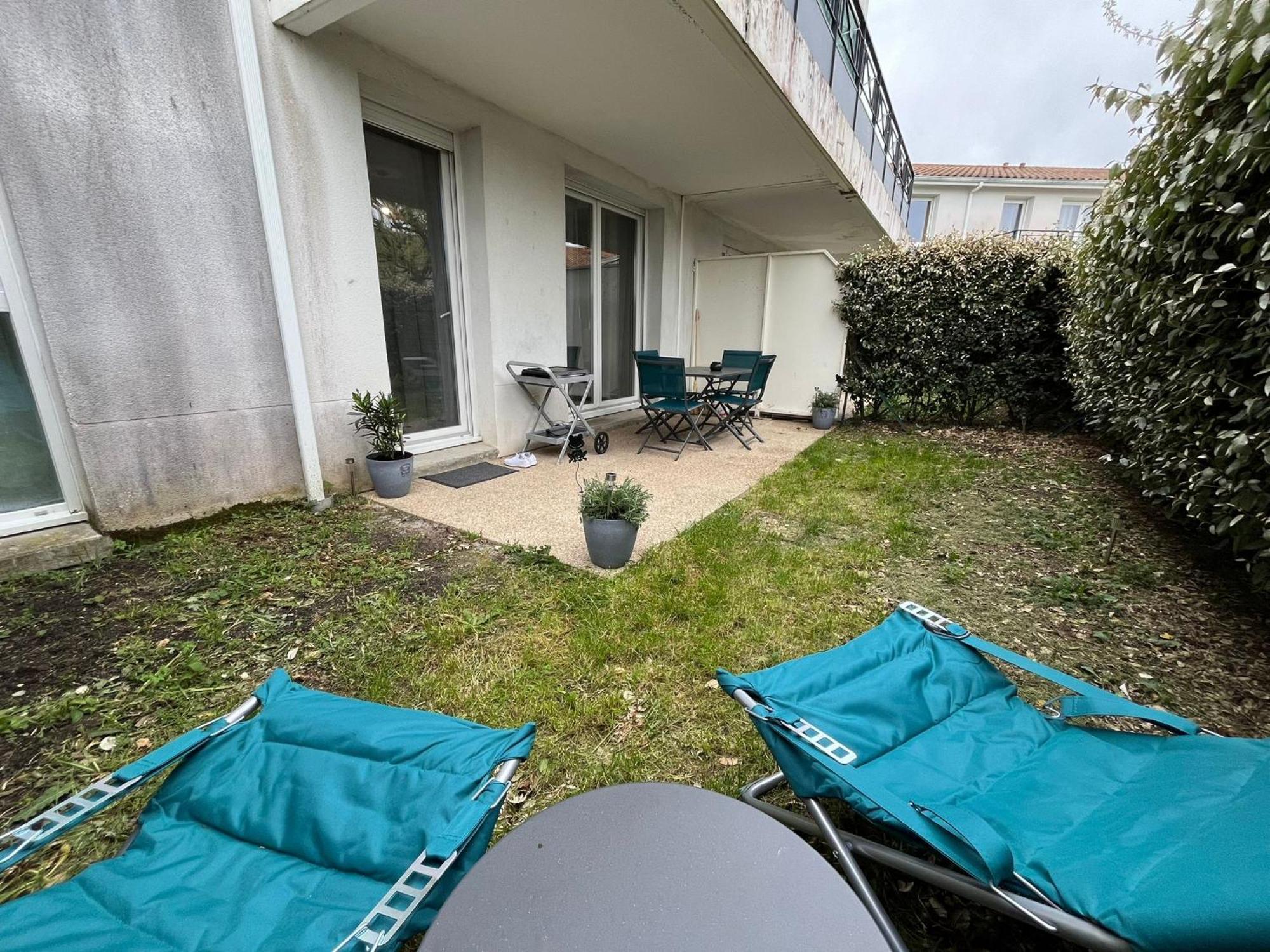Appartement Avec Jardin A Rochefort ภายนอก รูปภาพ